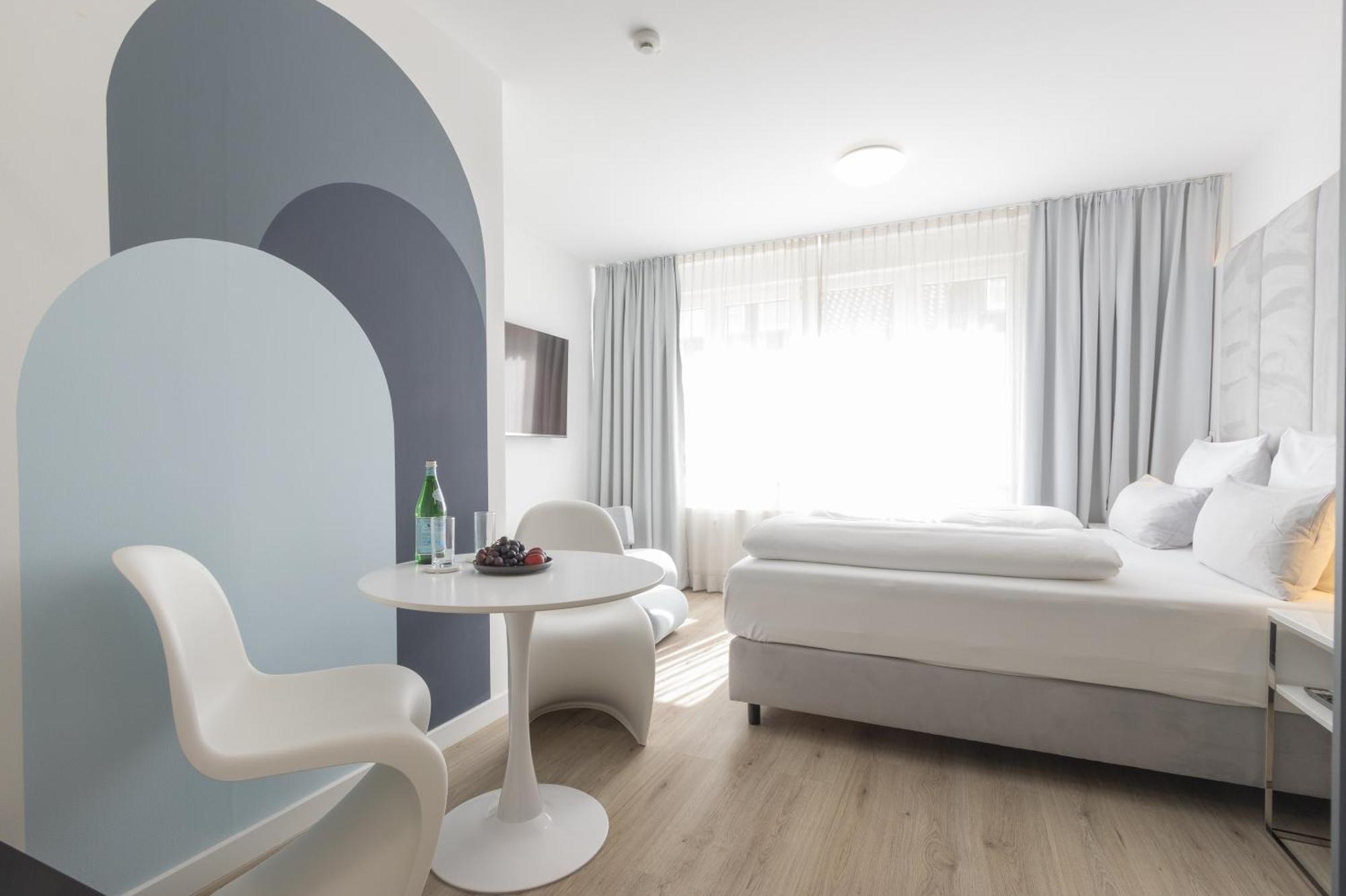 Zzzpace Smart-Hotel 克雷费尔德 外观 照片